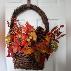 Fall farmhouse wreath